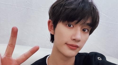 袁成杰|大张伟萌生去意？被曝辞去《天天向上》主持人，频繁翻车易被殃及