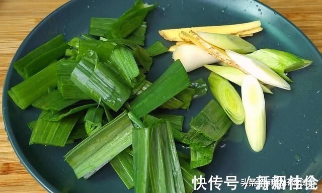 可口|炒猪肝别直接下锅炒,多加这2步,猪肝鲜嫩可口,不腥不老