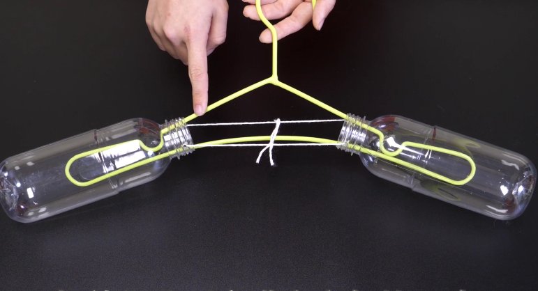 晒毛衣正确的几种挂法，毛衣不变形不起包，简单实用