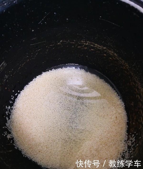 火龙果|这水果是“肠胃清洁工”,比香蕉管用,便秘直接吃,隔天排出宿便