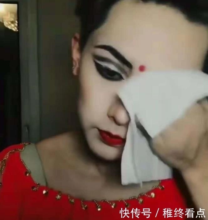 印度|印度“姑娘”卸妆,摘掉假发取下耳环那一刻,网友还以为是个帅T