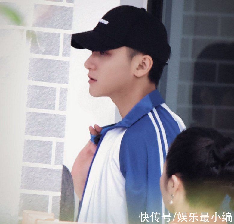 宋亚轩|刘耀文上《萌探》,校服一穿成校园剧男主,与小宋同框美颜暴击