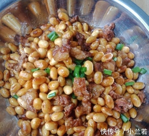 它是天然“黄体酮”,隔三差五吃,淡化皱纹,美白防色斑