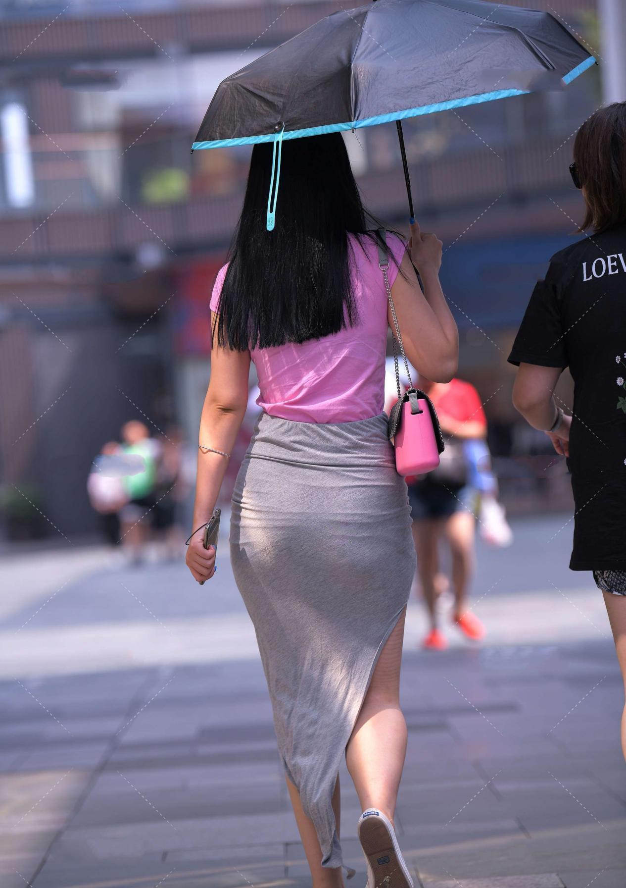 青春感|想要凸显青春感，怎么能少得了粉色短袖呢？