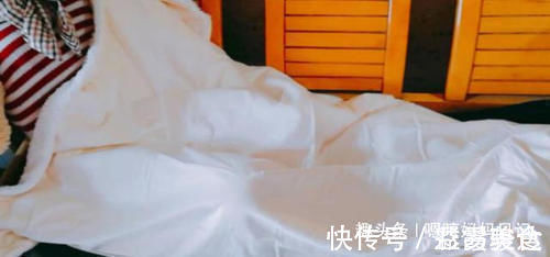 儿科医生|儿科医生孩子睡觉枕边别放这3物,会引发咳嗽,导致孩子发育慢