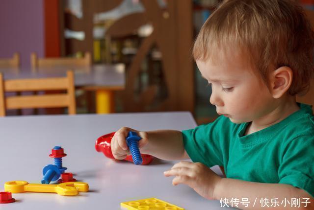 孩子|5岁孩子突然暴瘦,医生检查时让“摘下项链”,宝妈得知原因泪崩