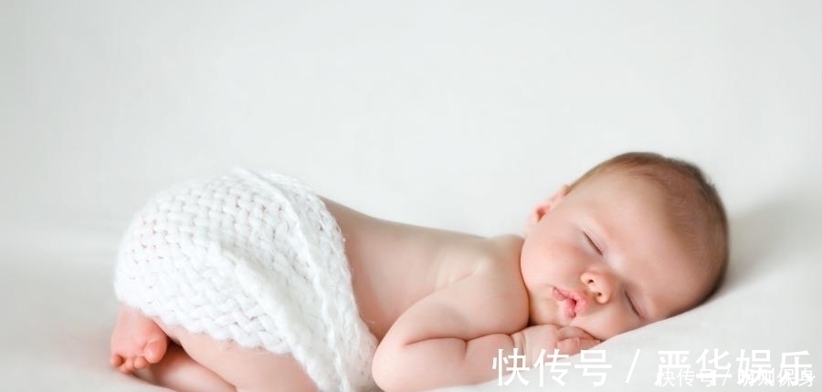 婴儿|全球最小“婴儿”体重245克，比手掌还小，6个月过去了现状如何？