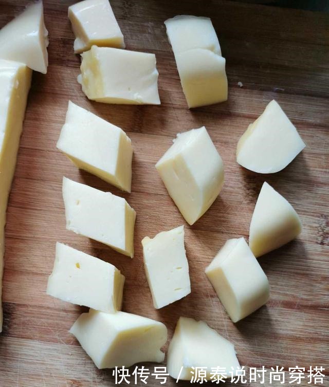 60岁婆婆皮肤似少女,隔三差五吃它,补气养颜,越吃皮肤越细腻