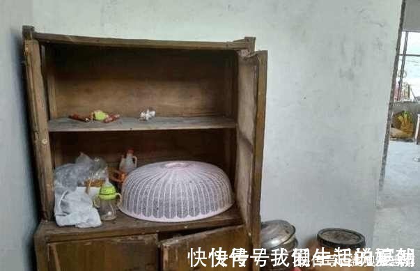 |表哥风光盖农村别墅,如今成全村人的笑话,都是面子惹的祸!