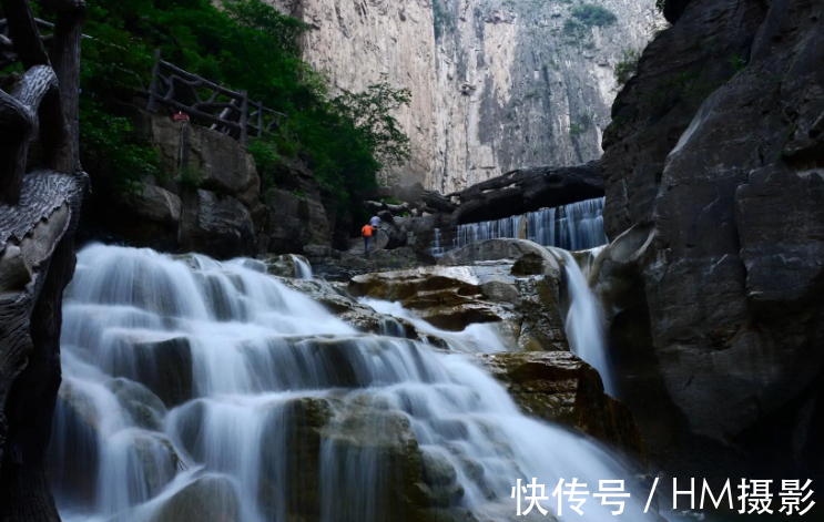 景观|山西大山深处的“小九寨”，门票100备受好评，玻璃观景台绝美