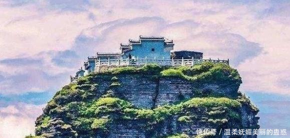 古时候山峰顶上的寺庙是怎么建的几千米高，材料怎么运上去的