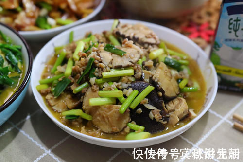 一日三餐|一家6口的“实惠”午餐，菜不精致但下饭，网友：正经过日子的人家