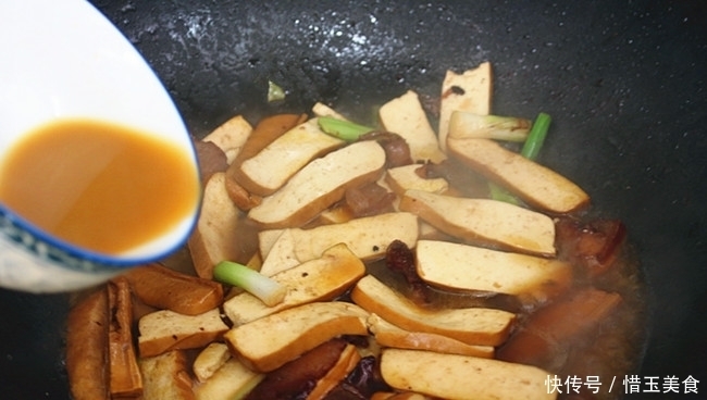 香干好吃的做法不是炒辣椒,试试此方法,简单快手,吃过都说好