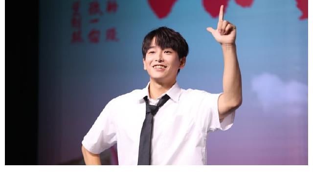 彭昱暢|《哈哈哈哈哈》第二季播出有望，三位擬邀嘉賓，堪稱“王炸”組合！