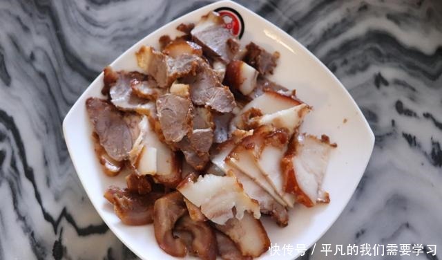 只属老北京的特色美食,那叫一个香!