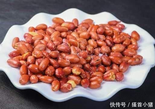 炸花生米,别急着下锅,多做一步,花生又酥又脆,还不容易炸糊