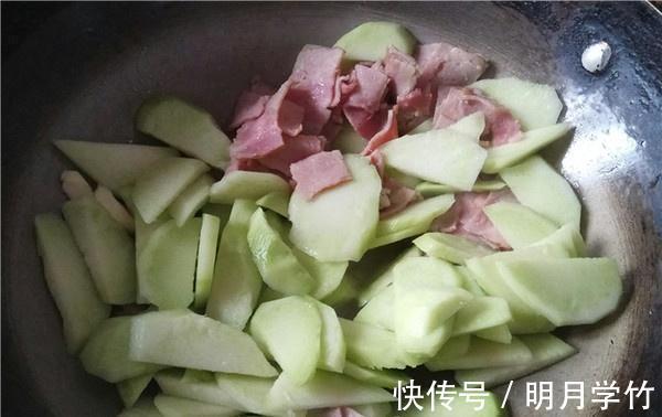 芥蓝|牛奶鸡蛋靠边站,这菜是“补钙小能手”,补钙又抗病,孩子长身高