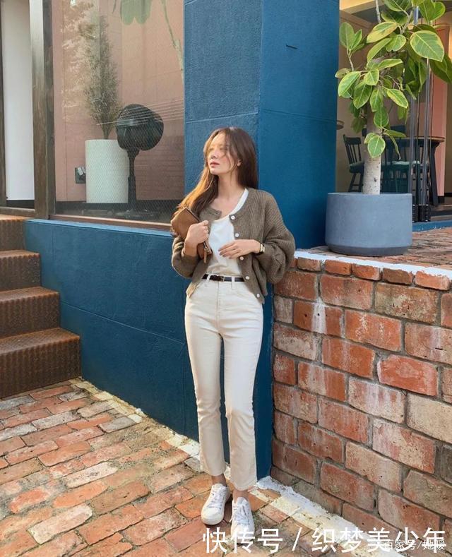 3 个偷懒穿搭公式 = 1分钟快速出门!