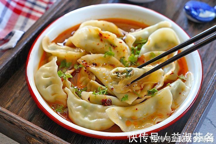 金针菇|金针菇你还在凉拌用它做饺馅包饺子，全家人都夸味道真棒