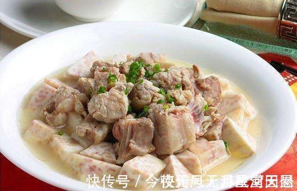 蒸排骨,最忌讳“焯水”!教您正确做法,排骨不腥,嫩滑多汁