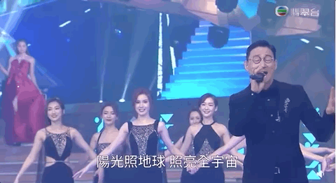 2021香港小姐三甲出爐,禮儀老師竟是初代“最丑港姐”?