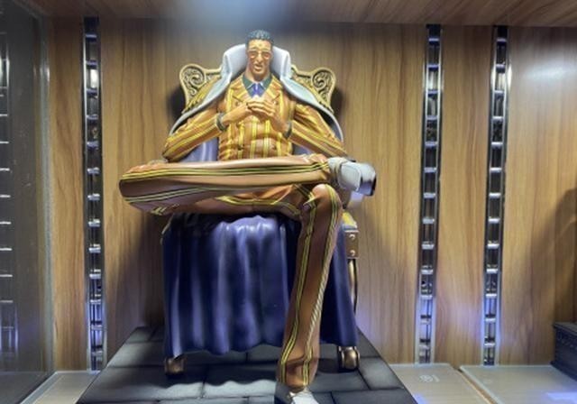 爱好者|肥宅收藏没版权的手办被展览,柜子成为讨论的热点?简直帅炸了