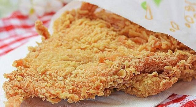 同样是鸡排,肯德基VS正新,区别有多大,网友只要咬一口就知道