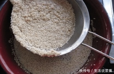 芝麻酱|芝麻酱好吃不用买,3块钱做一大瓶,零添加剂,口感醇香不腻人