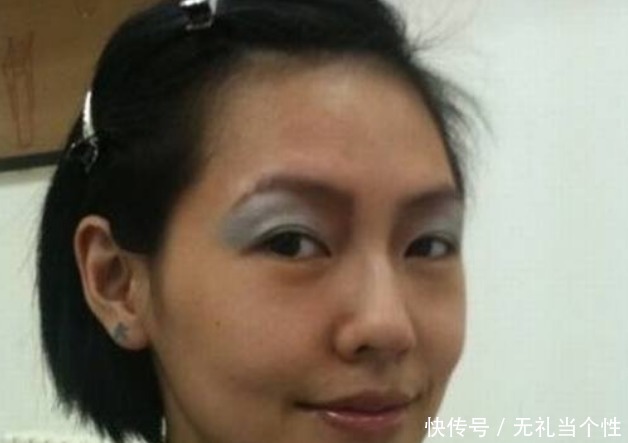 差距|女生“长期化妆”和“长期素颜”的差距有多大,不看还真不懂!