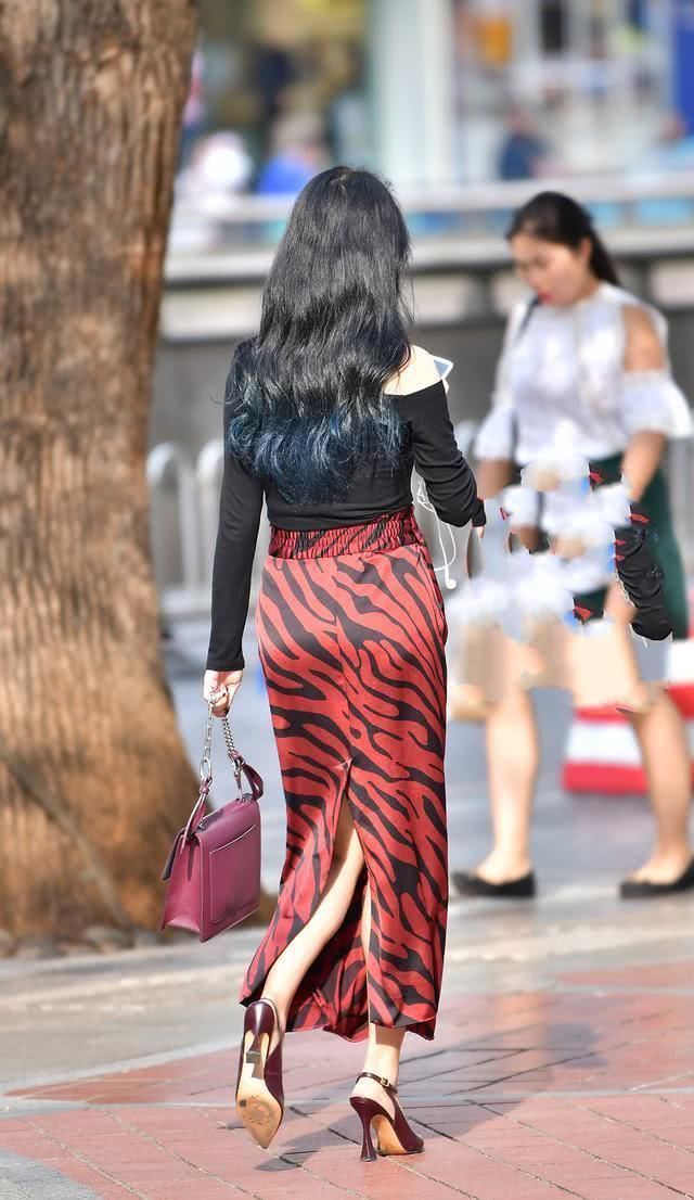 女人三十一枝花,靠颜值还是靠气质这几款穿搭让你满屏少女感