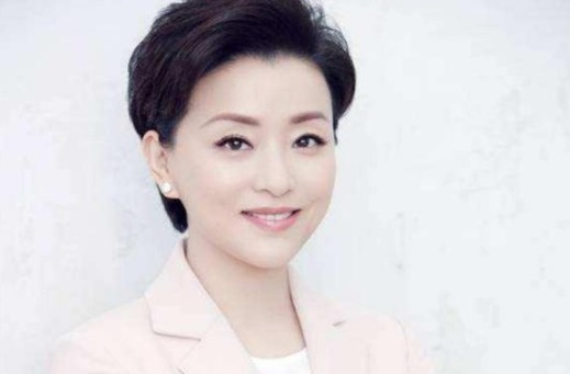 发育|有种“偏心遗传”叫杨澜,上帝吻了儿子的脸,却没给小女儿留扇窗