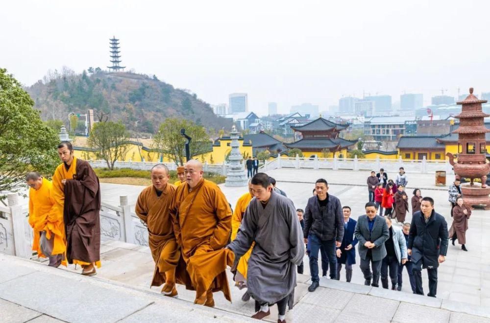 少林寺方丈释永信来金寨了