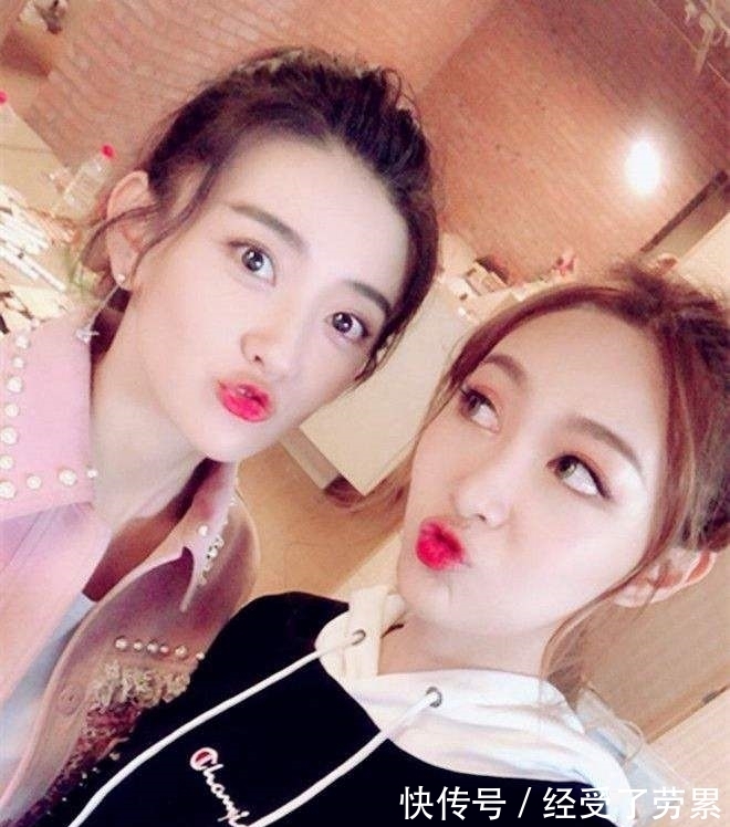 妆容 气垫和粉底液怎么选?原来它们有这3点区别,难怪会经常脱妆!