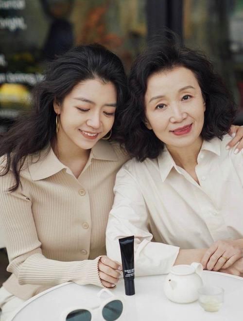 博主|百万博主“三木”凭什么美？收下这份穿搭美学，你也可以轻松做到