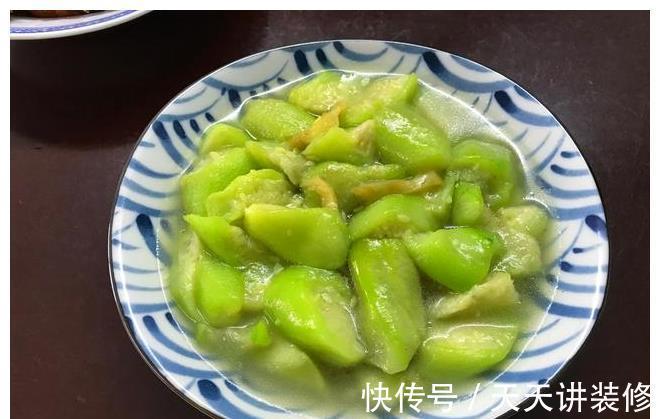 二人餐|母子二人的午餐,一荤一素2个菜,晒朋友圈,被吐槽太抠门