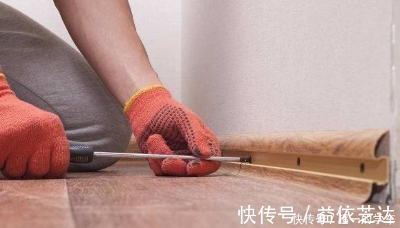 踢脚线|装修踢脚线万万要注意这个细节,我家不懂没留神,入住才知有多坑!