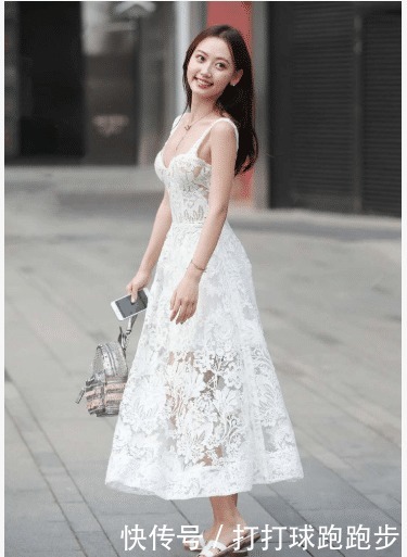 尽显|雕刻出来的裙子,不长也不短,尽显女人魅力