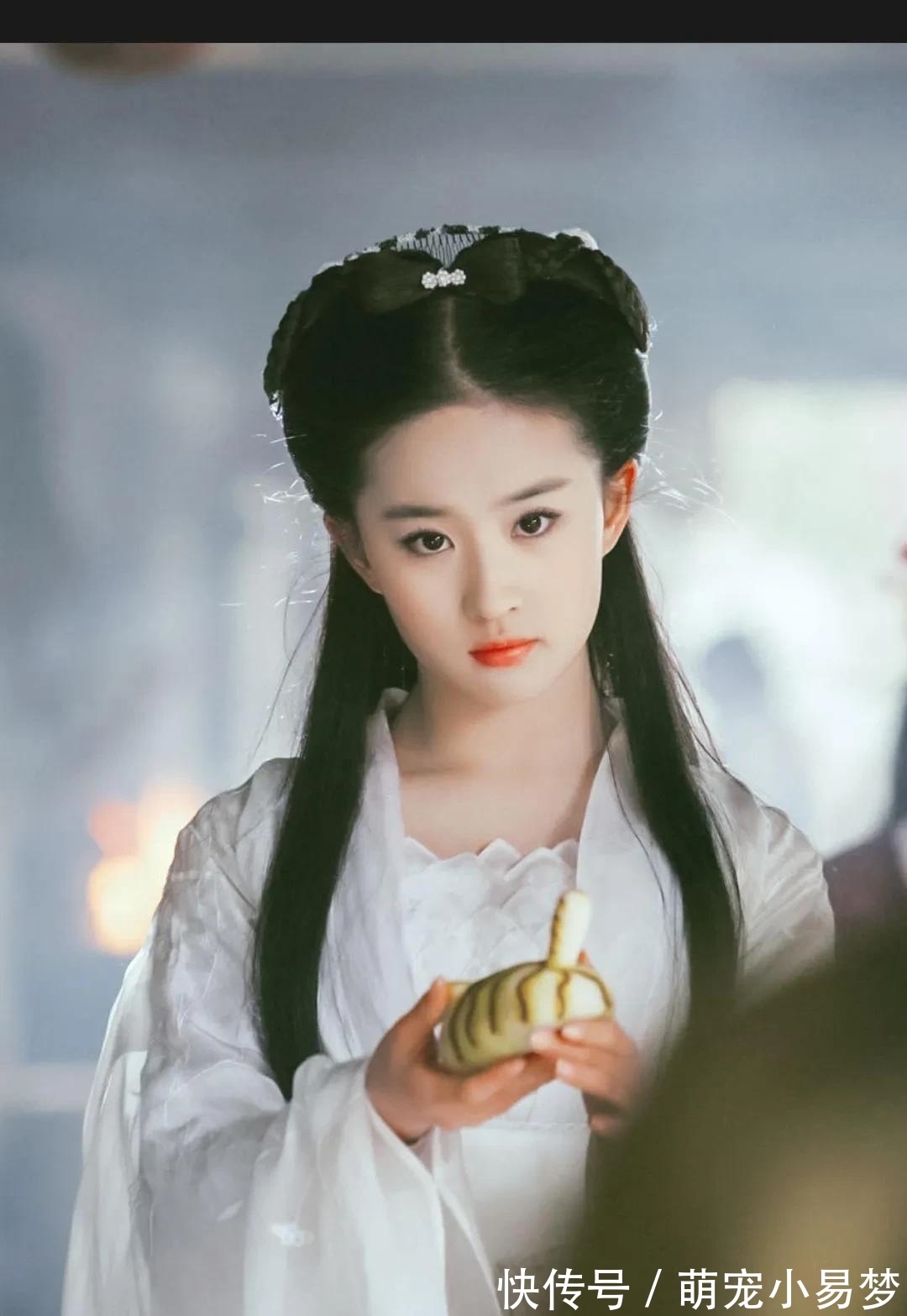 吃瓜:王一博,赵露思,刘亦菲,雷佳音,金瀚,杜江霍思燕