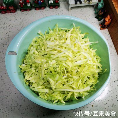 极其下饭的四味卷心菜