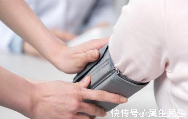 多喝|多喝水会导致高血压，靠谱吗？医生给出了答案，或许很多人不清楚