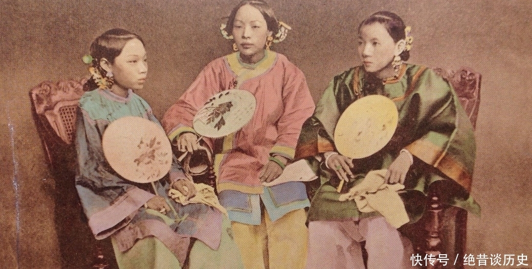 老照片|清末上色老照片:烟花酒楼的卖艺女、曾国藩孙女和李鸿章儿子成婚