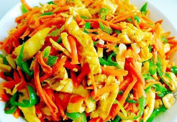 视频|周末孩子刷视频玩游戏不去补课,多吃护眼菜,缓解眼疲劳预防近视