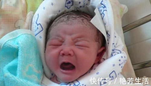 欢欢|孩子从小就有这4个特点 ，长大可能是高颜值，看看你家娃占几个