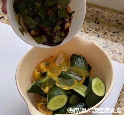 黄瓜|凉拌黄瓜,附上万能凉拌菜酱汁,脆嫩满足又美味