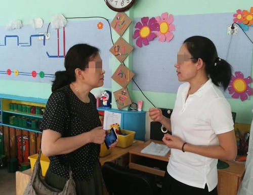 幼儿园|有种“新型冷暴力”在幼儿园蔓延，孩子独自承受，老师也无能为力