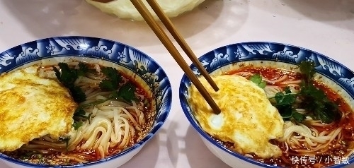 技巧|煮面条,开水下锅就错了店老板教你3个技巧,面条爽滑又筋道