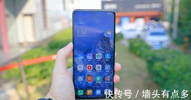 红米Note11|去线下体验红米Note11系列后，老板却强推Pro版，四点原因很真实