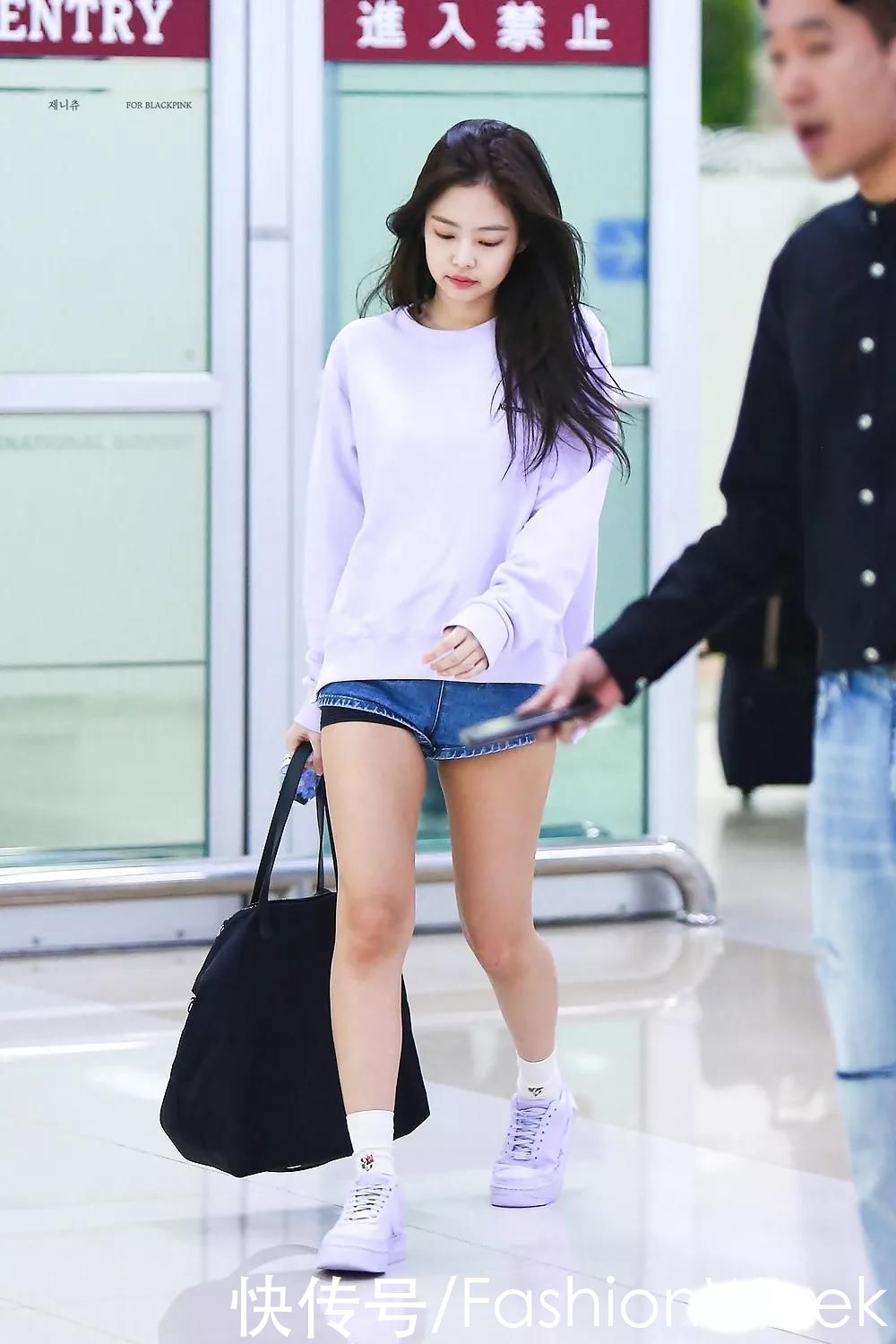 Jennie真是行走中的冷皮女孩种草机