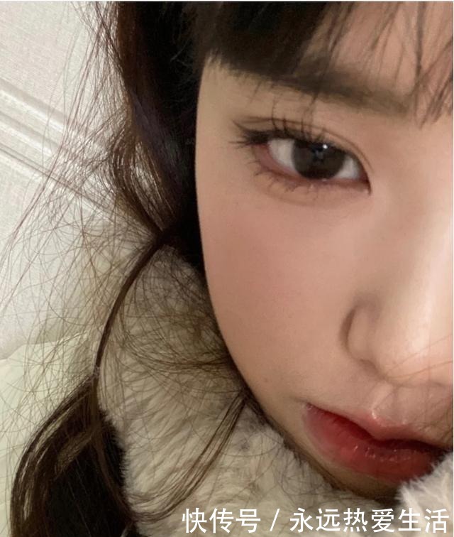 双眼|“最近观音妆”爆火,眼妆这几个特点很出彩,让眼妆脱颖而出