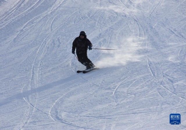 阿勒泰|新疆阿勒泰：冰雪运动迎新年